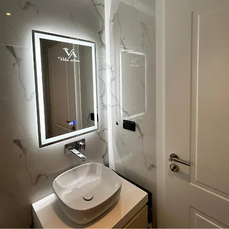 Ami Hotel Tragjas