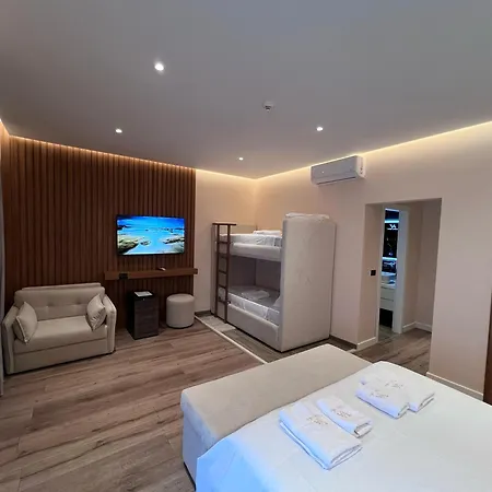 Ami Hotel Tragjas